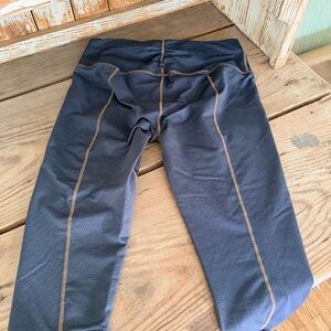 Prana Grey Capri Leggings with Tan Contrast Stitching Size M